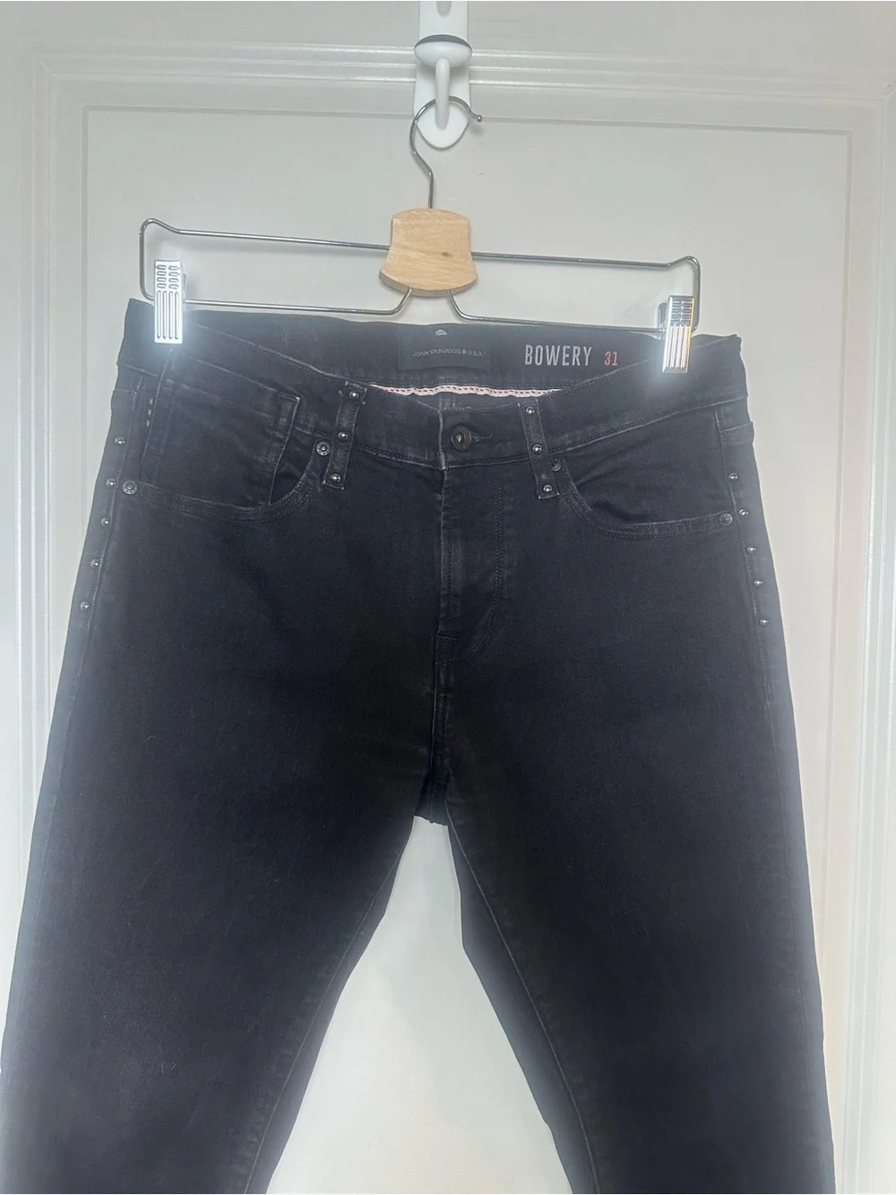 John Varvatos Bowery Slim Straight Studded Black Jeans, Size 31 - Picture 5 of 8